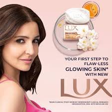 Lux Natural Glow Beauty Soap – Mega Pack (3 × 150 g)