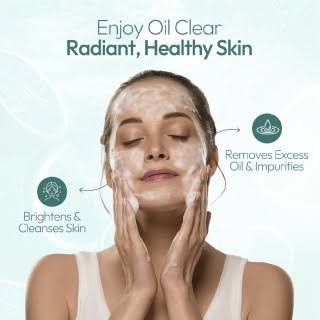 Himalaya Oil Clear Lemon Face Wash – 200 ml